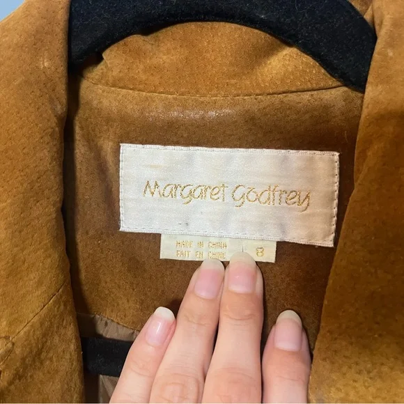 Suede long coat - freaking gorgeous - Picture 2 of 4